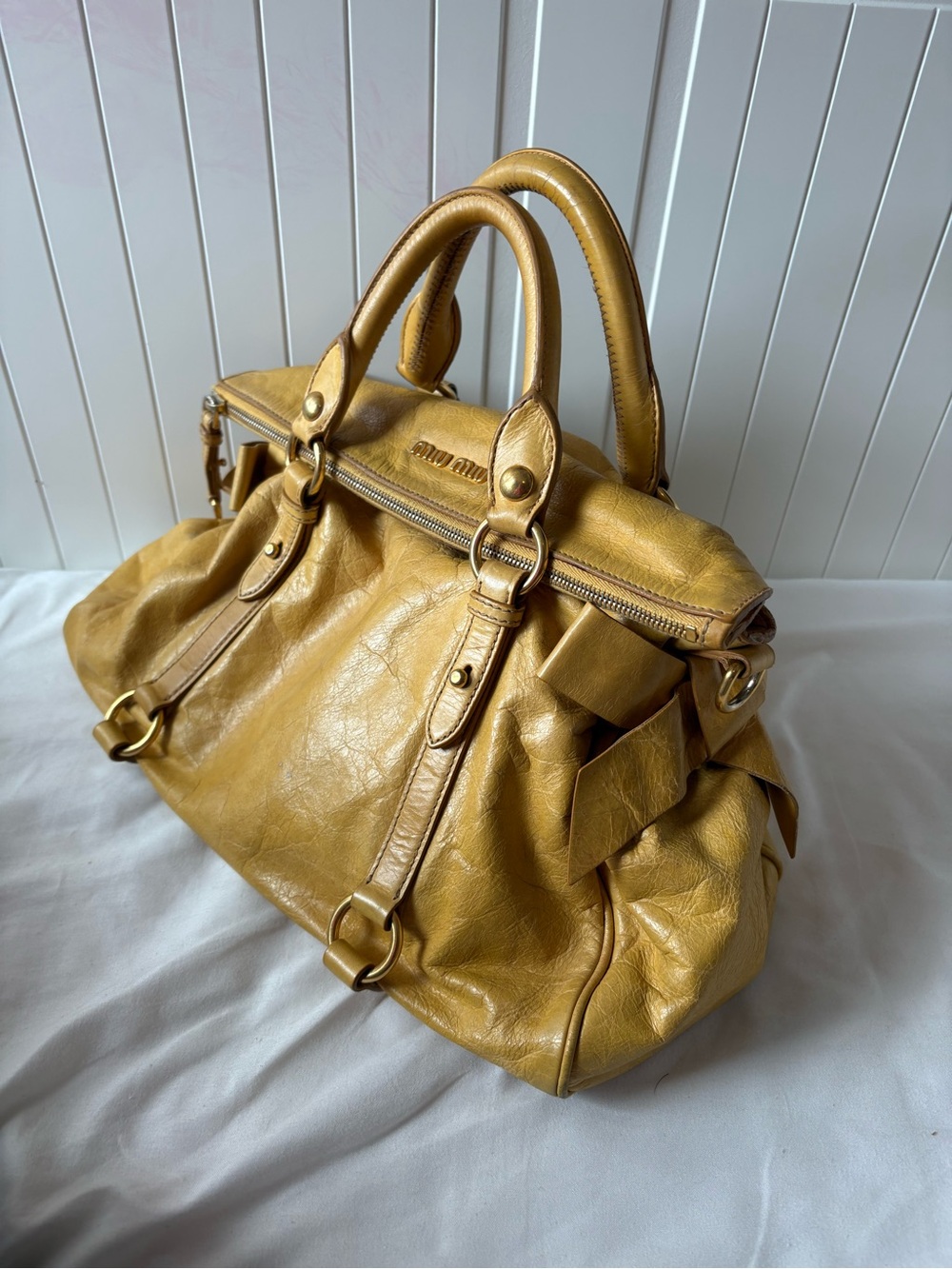 Miu Miu Vitello bow bag